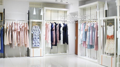 轻奢女装货源探索 精品连衣裙厂家一件代发，现货充足助您抢占市场先机